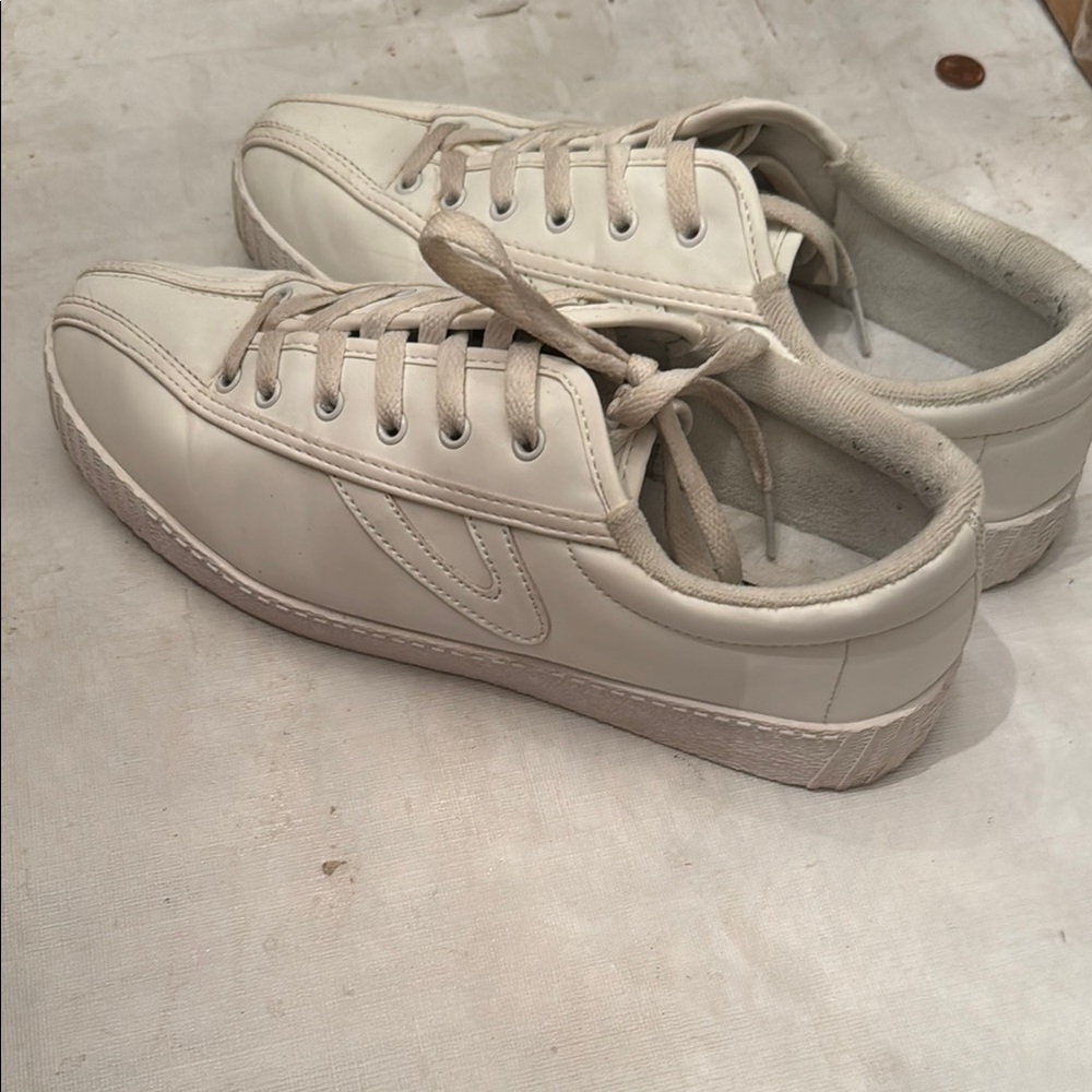 Tretorn Women's Athletic Shoes - Cream